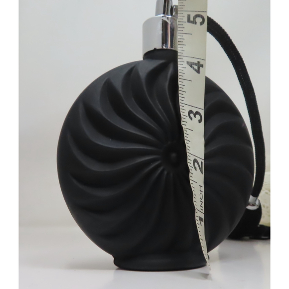 Vintage Albert E Price Black Glass Perfume Bottle Woman Hat Atomizer - Picture 5 of 5